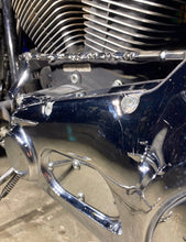 Load image into Gallery viewer, Twisted Shift Linkage