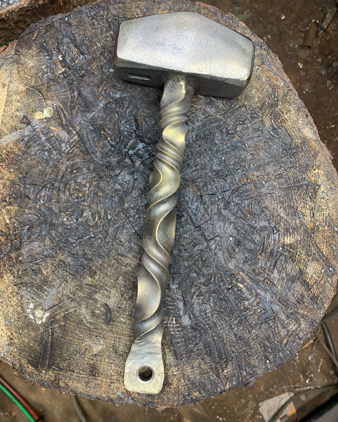 Wholesales 2lb 3lb 4lb Sledge Hammer Double Round Octagonal Blacksmith′ S  Sledge Hammer Punch Hammers - China Sledge Hammer, Machinst Hammer